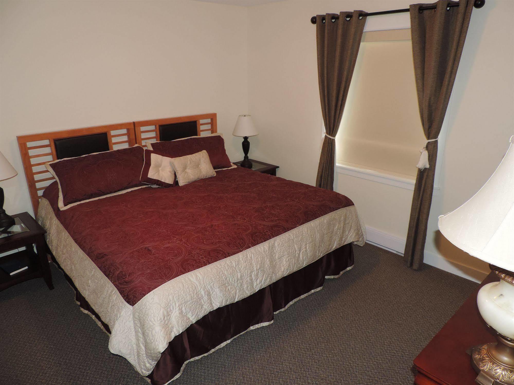 Bayshore Waterfront Inn Ucluelet Dış mekan fotoğraf