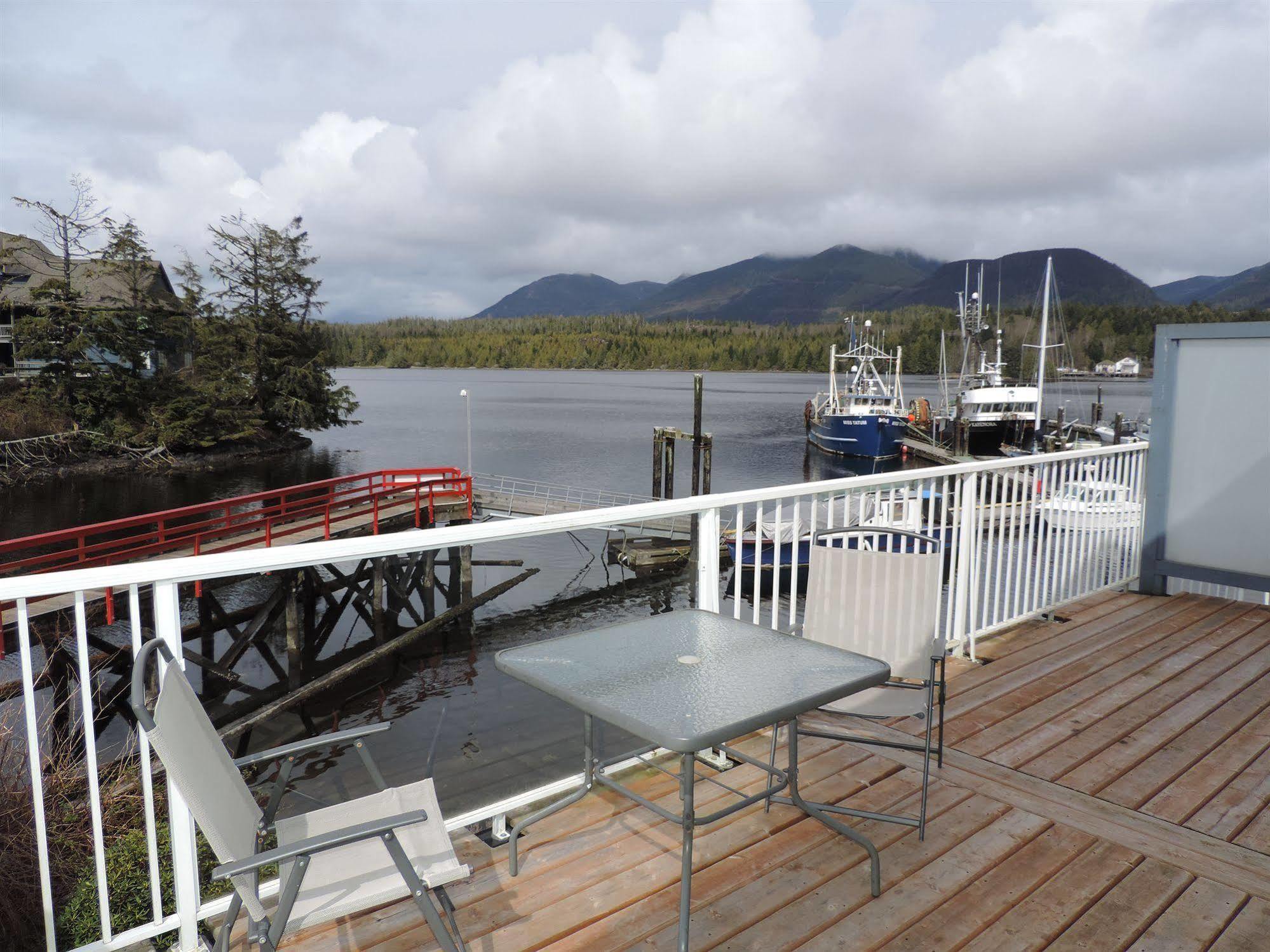 Bayshore Waterfront Inn Ucluelet Dış mekan fotoğraf