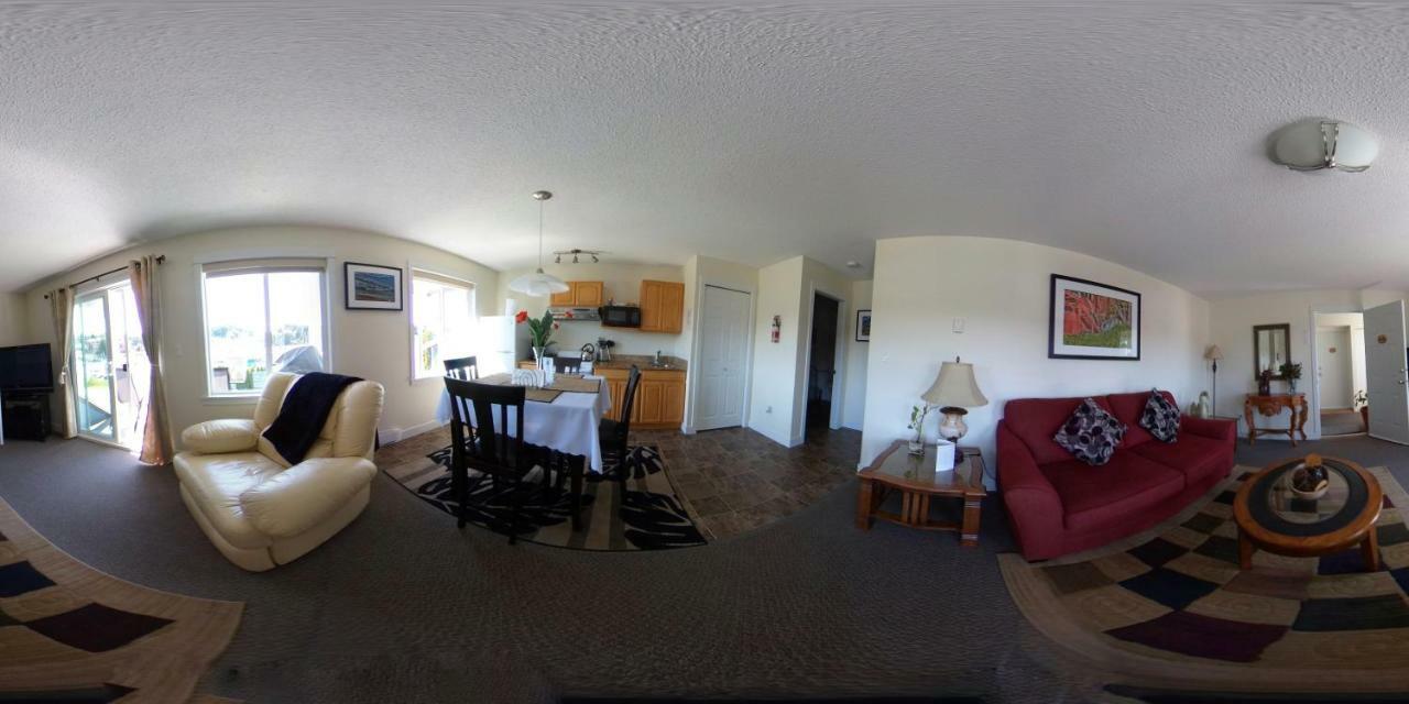 Bayshore Waterfront Inn Ucluelet Dış mekan fotoğraf